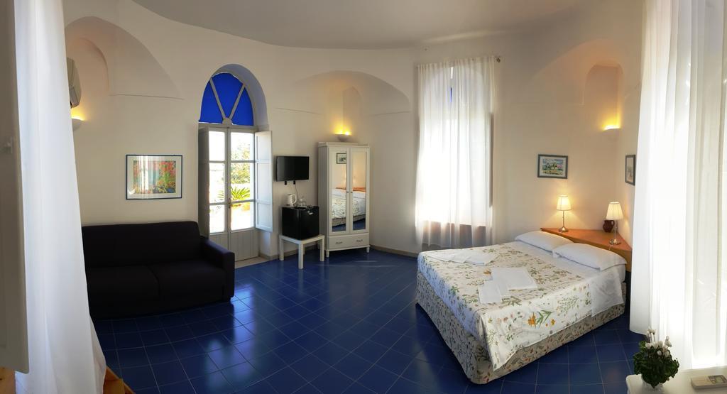 Farmstay La Morella Battipaglia Extérieur photo